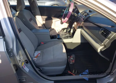 2012 Toyota Camry Le z USA, uszkodzony, nr VIN 4T4BF1FK3CR205221